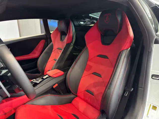Lamborghini Huracan — Фото автомобиля 5