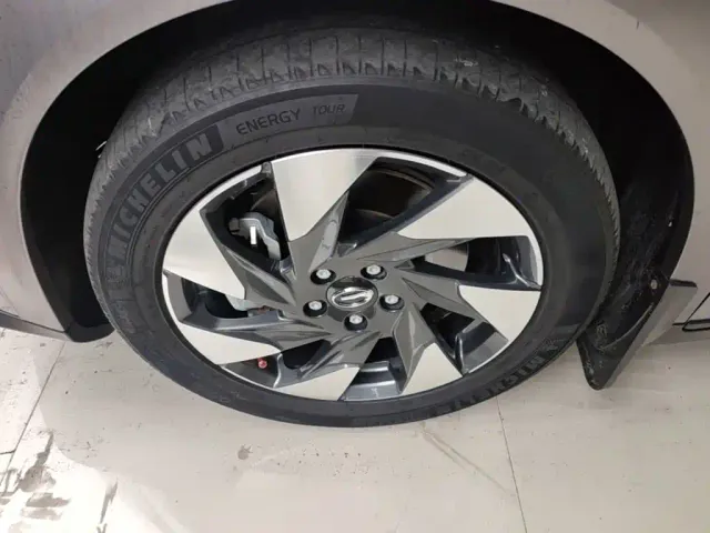 GAC Aion Y — Фото автомобиля 22