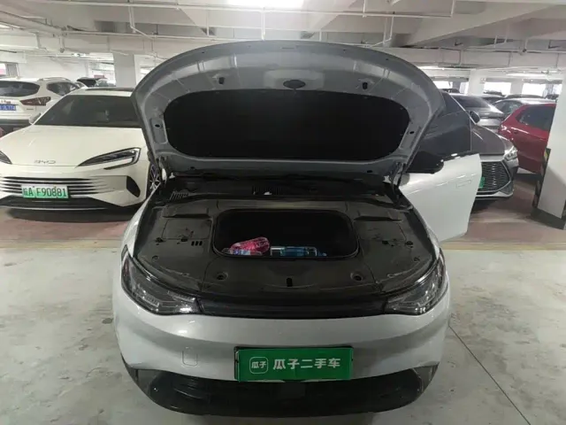 Leapmotor C01 — Фото автомобиля 16