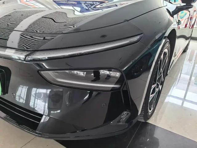 XPeng XPeng P7+ 2024 Ultra Long Range Max — Фото автомобиля 4
