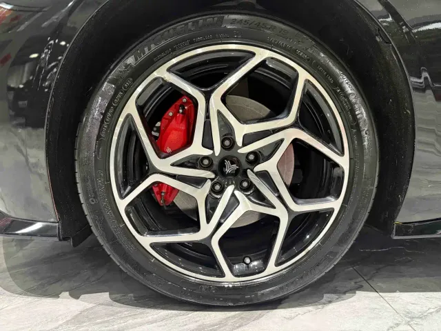 Hozon Neta GT — Фото автомобиля 24