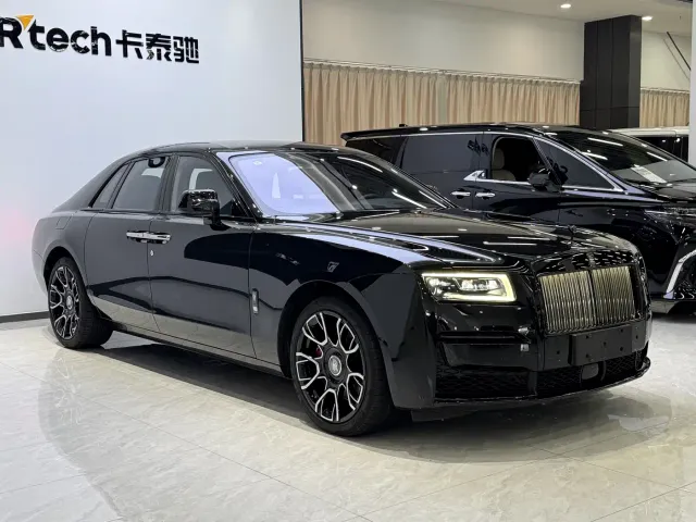 Rolls-Royce Ghost — Фото автомобиля 3