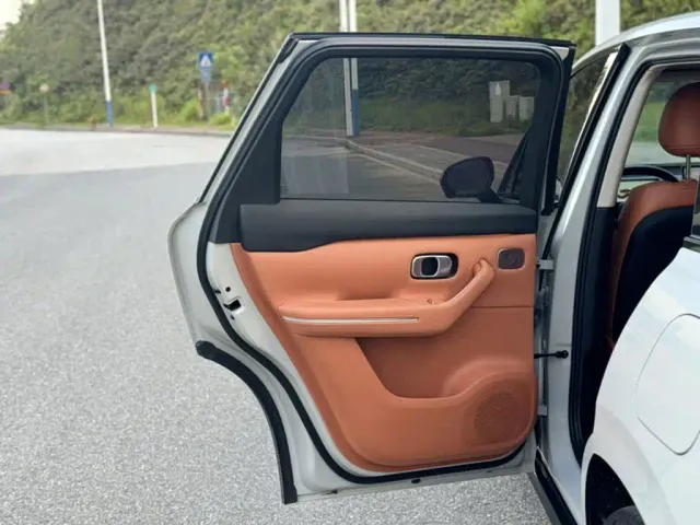 Leapmotor Leapmotor C10 2024 210 LiDAR Edition — Фото автомобиля 21