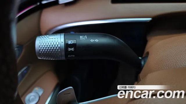 Genesis GV70 — Фото автомобиля 28