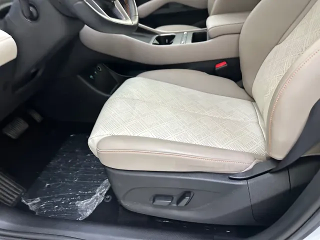 BYD Yuan PLUS — Фото автомобиля 8