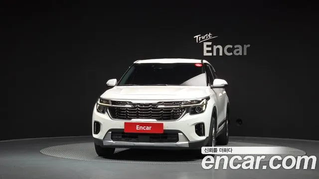 Kia Seltos Новый Seltos Бензин 2.0 2WD — Фото автомобиля 3