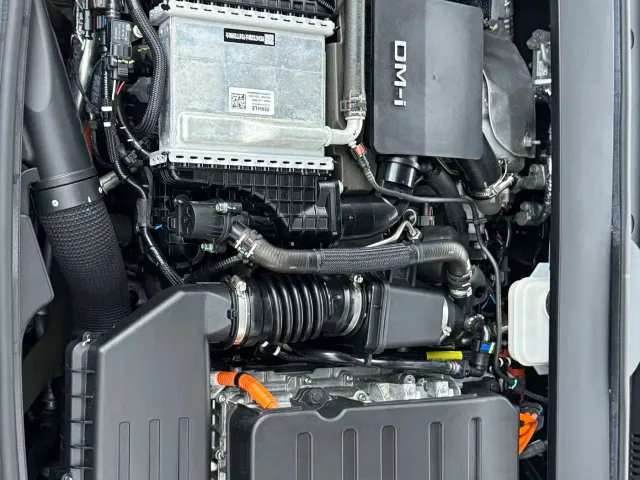 BYD Han — Фото автомобиля 21