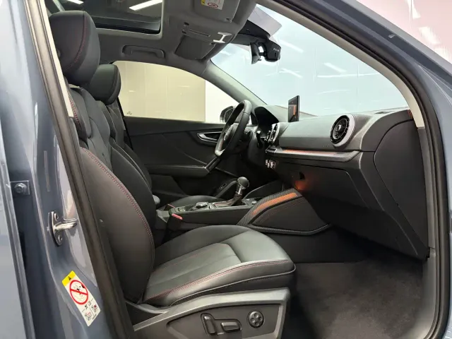 Audi Q2L — Фото автомобиля 14