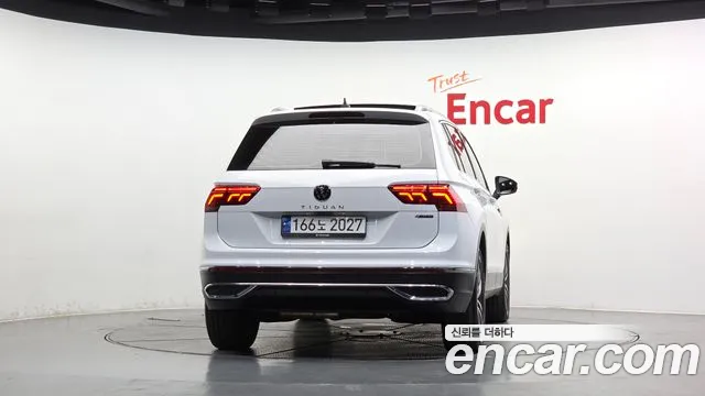 Volkswagen Tiguan Tiguan 2 поколение 2.0 TDI 4Motion Prestige — Фото автомобиля 3