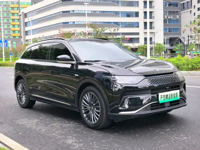 Leapmotor C11 — Фото автомобиля 3