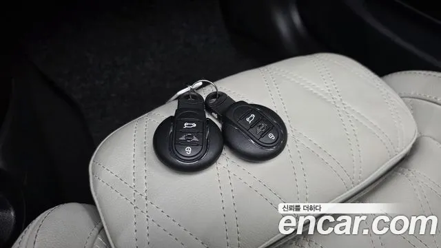MINI Cooper — Фото автомобиля 17