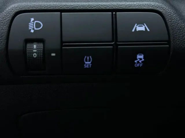 Hyundai Elantra — Фото автомобиля 18