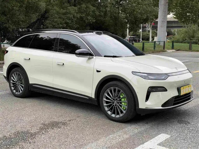 Leapmotor C11 — Фото автомобиля 4