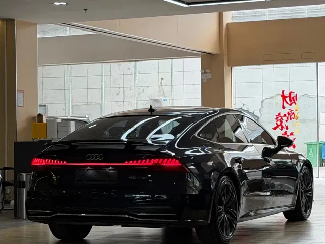 Audi A7 — Фото автомобиля 9