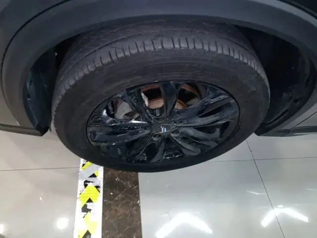 Changan X5 Plus — Фото автомобиля 22