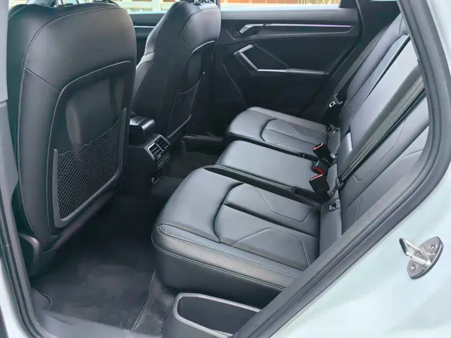 Audi Q3 — Фото автомобиля 10