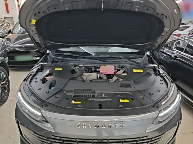 Skyworth Auto HT-i — Фото автомобиля 19