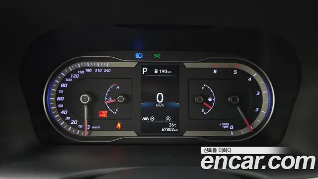 Hyundai Tucson Tucson (NX4) Дизель 2.0 2WD — Фото автомобиля 8