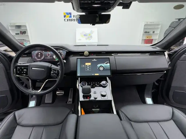 Land Rover Range Rover Sport — Фото автомобиля 10