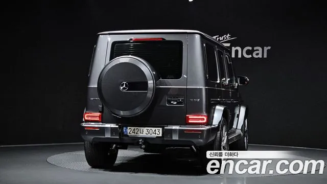 Mercedes-Benz G-Class — Фото автомобиля 3