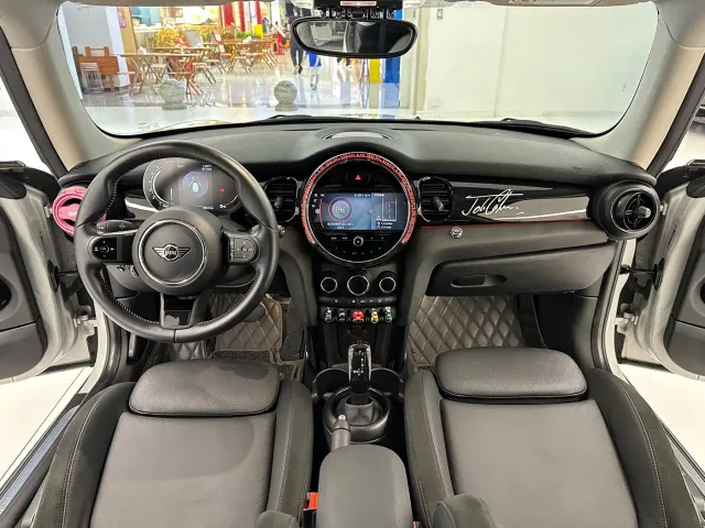 MINI Hatch — Фото автомобиля 20