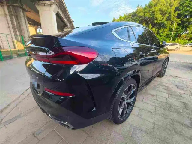 BMW X6 — Фото автомобиля 3