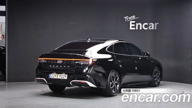 Фотография автомобиля — Hyundai Sonata