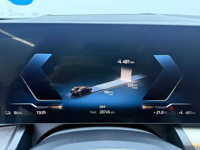 BMW i5 — Фото автомобиля 10