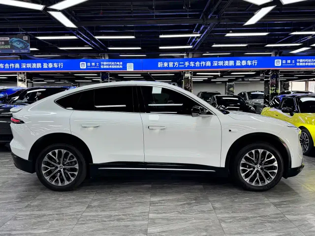 Nio EC6 — Фото автомобиля 4