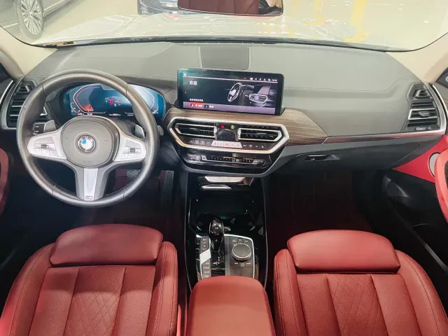BMW X3 — Фото автомобиля 12