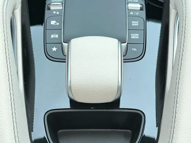 Mercedes-Benz GLE-Class — Фото автомобиля 17