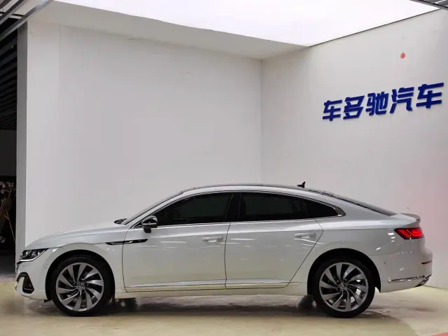 Volkswagen CC — Фото автомобиля 4