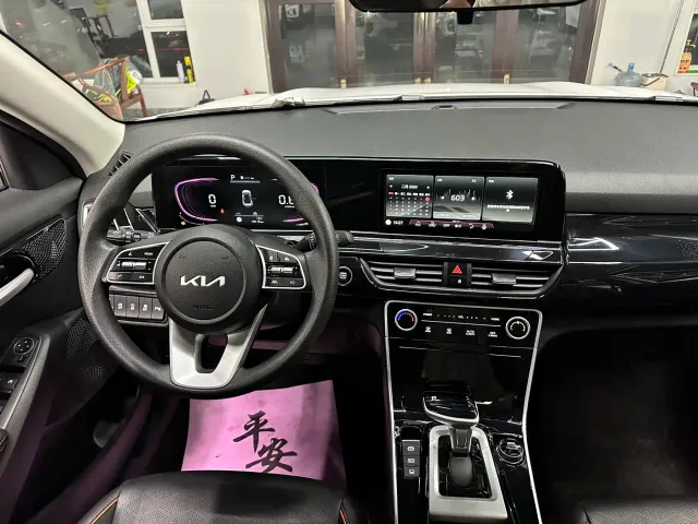 Kia Seltos — Фото автомобиля 9