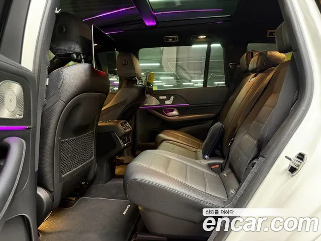 Mercedes-Benz GLS-Class — Фото автомобиля 14