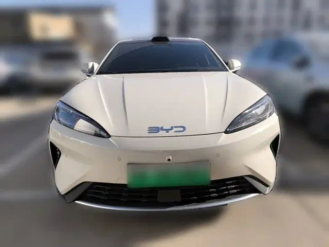 BYD Seal 07 DM-i — Фото автомобиля 4