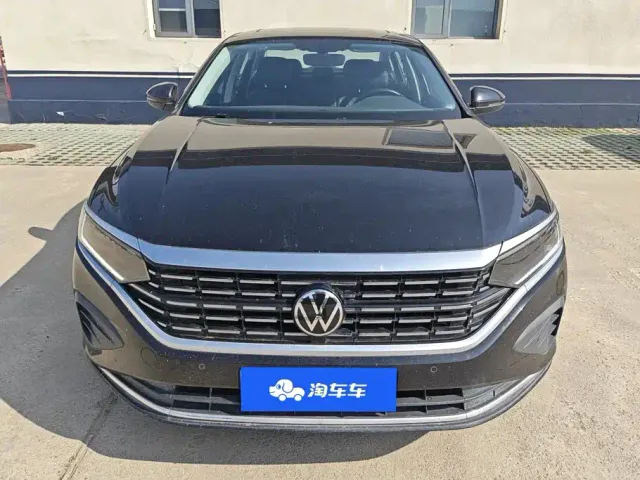 Volkswagen Passat — Фото автомобиля 2