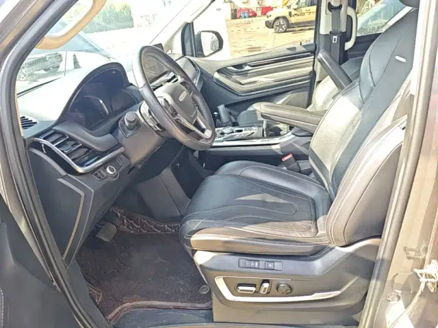 Maxus G20 — Фото автомобиля 14