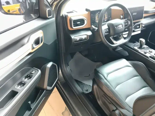 Geely ICON — Фото автомобиля 15