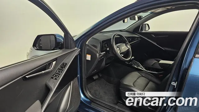Kia Niro The All New — Фото автомобиля 10