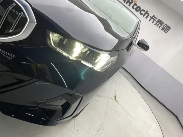 BMW 5 Series — Фото автомобиля 9