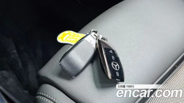 Mercedes-Benz EQB X243 — Фото автомобиля 30
