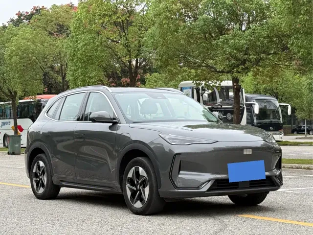 Geely Galaxy E5 — Фото автомобиля 3