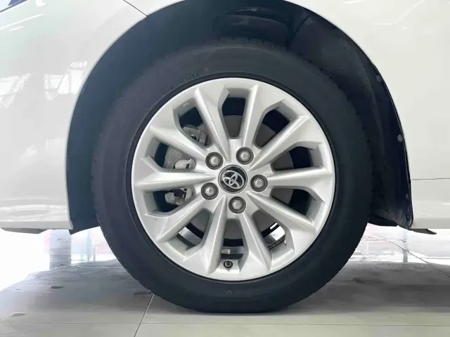 Toyota Corolla — Фото автомобиля 15