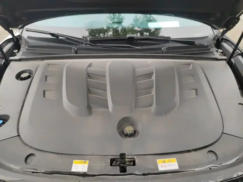 Voyah Auto VOYAH Zhuiguang 2024 PHEV AWD Ultra Long Range Flagship — Фото автомобиля 16
