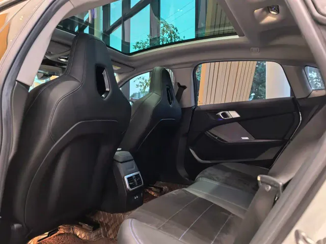 BMW 2 Series — Фото автомобиля 13