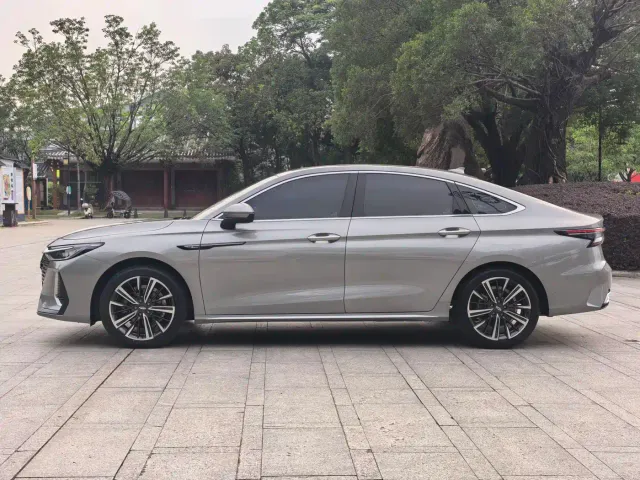 Chery Arrizo 8 — Фото автомобиля 4