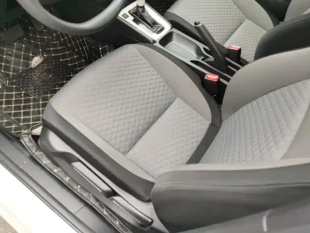 Honda Fit — Фото автомобиля 9