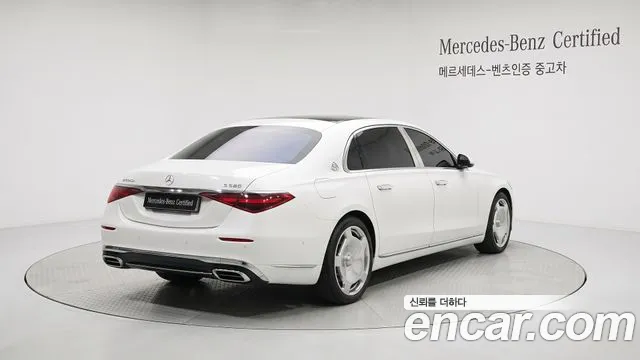 Mercedes-Benz S-Class — Фото автомобиля 2