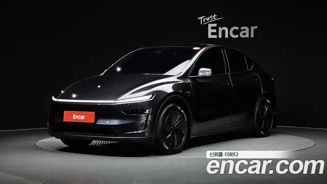 Tesla Model Y — Фото автомобиля 2