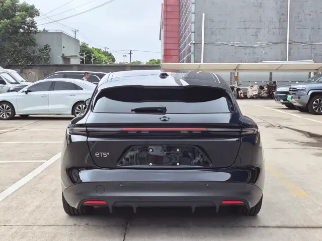 Nio ET5 Touring — Фото автомобиля 18